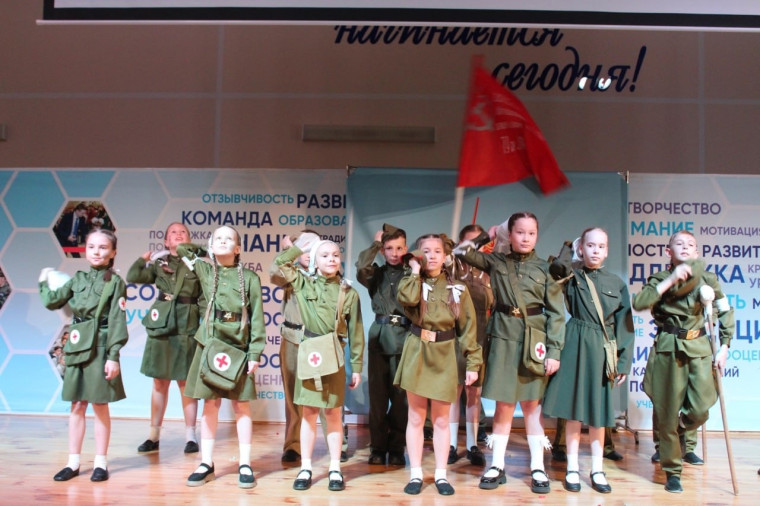 КОНКУРС-ФЕСТИВАЛЬ ИНСЦЕНИРОВАННОЙ ВОЕННОЙ ПЕСНИ "СВОИХ НЕ БРОСАЕМ".