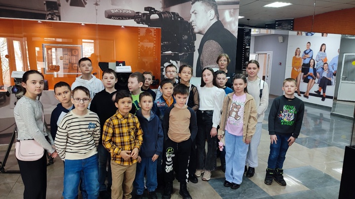 На экскурсии.